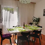 Apartment Viktorija *