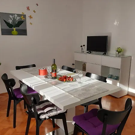 Apartment Viktorija Pula
