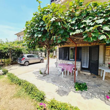 Viktorija Apartment