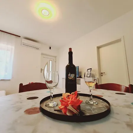 Apartment Viktorija Pula