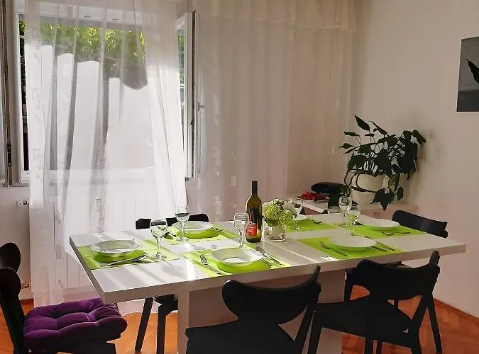 Apartament Viktorija *